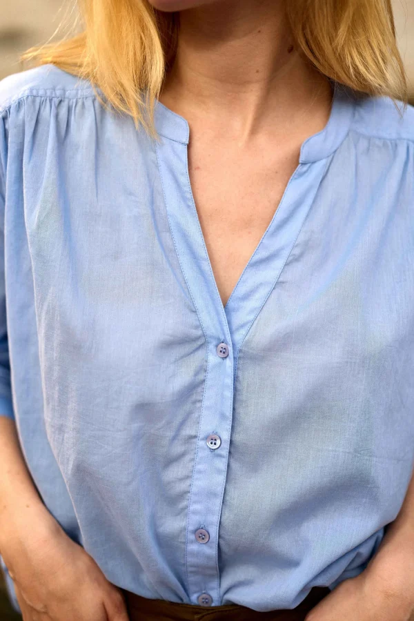 Clearance Blouse Bolia - Bleu Ciel Blouses & Chemisiers